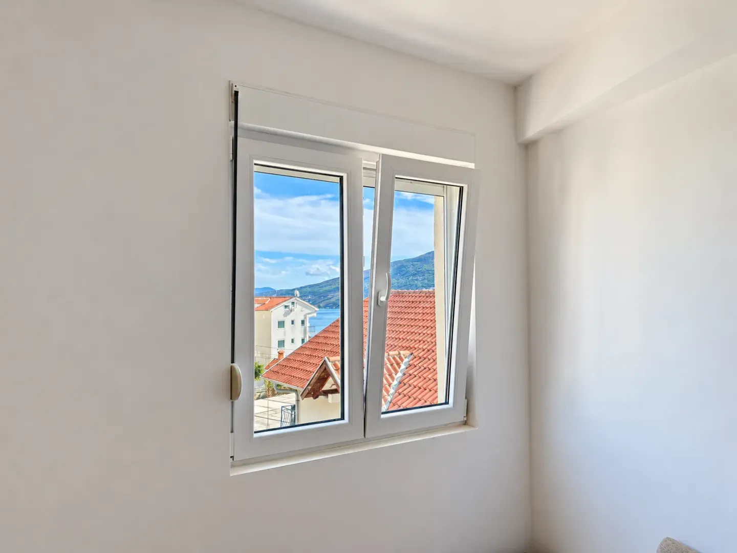 Prodaja, jednosoban stan, 57m², Đenovići, Herceg Novi