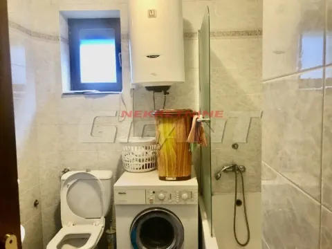 Izdavanje, kuća, 210m², Lion, Zvezdara Sve Podlokacije - image 17