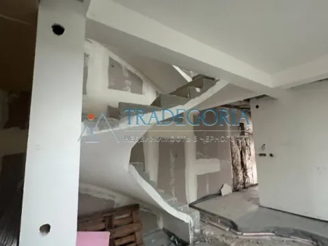 Prodaja, kuća, 516m², Prčanj, Kotor - image 19
