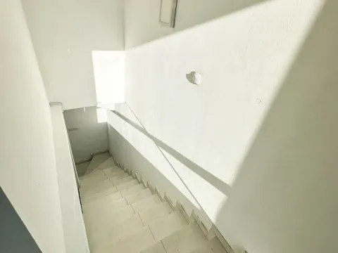 Rent, office space, 100m², Stari Aerodrom, Podgorica - image 5