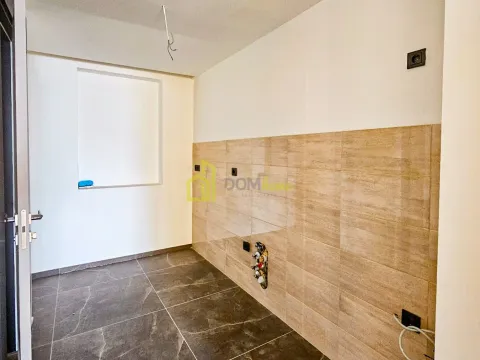 Sale, two bedroom apartment, 78m², Sveti Stefan, Budva - image 3