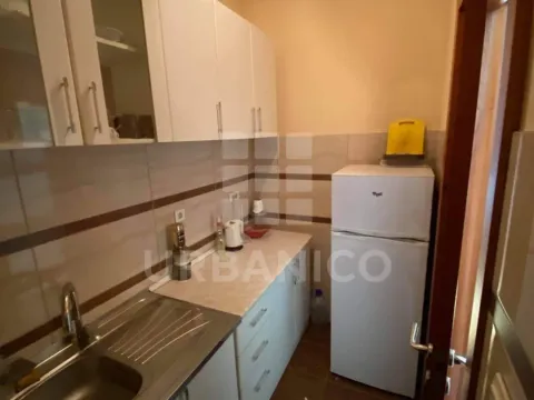 Izdavanje, jednosoban stan, 53m², Centar, Podgorica - image 5