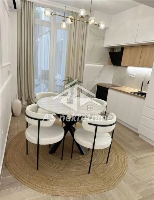 Izdavanje, dvosoban stan, 55m², Stari Grad, Beograd