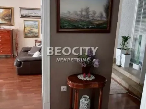 Prodaja, četvorosoban stan, 105m², Novo naselje, Novi Sad - image 16