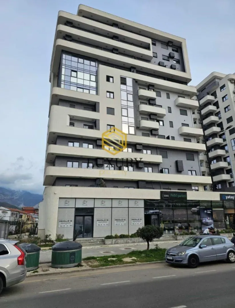 Sale, office space, 201m², Centar, Bar