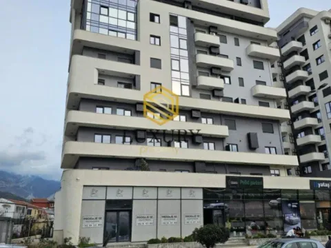 Sale, office space, 201m², Centar, Bar - image 2