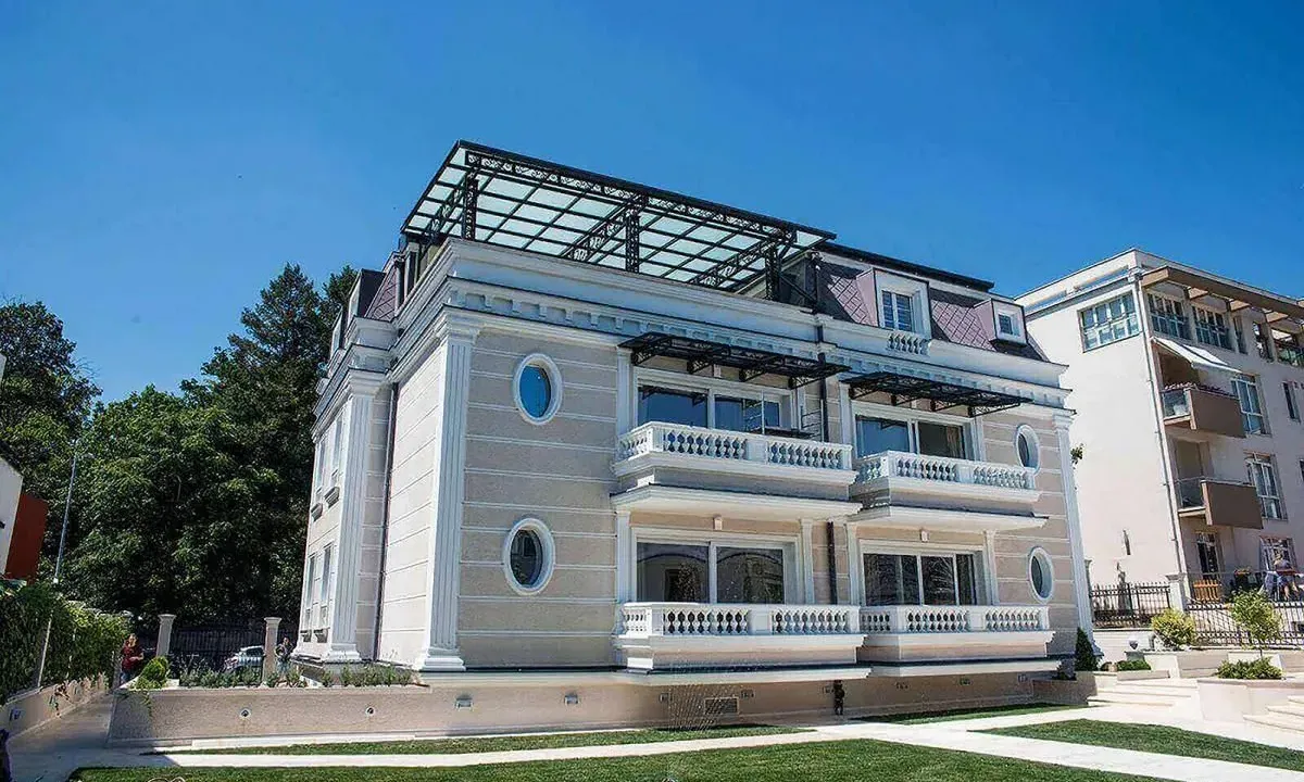 Izdavanje, kuća, 1400m², Savski Venac, Beograd