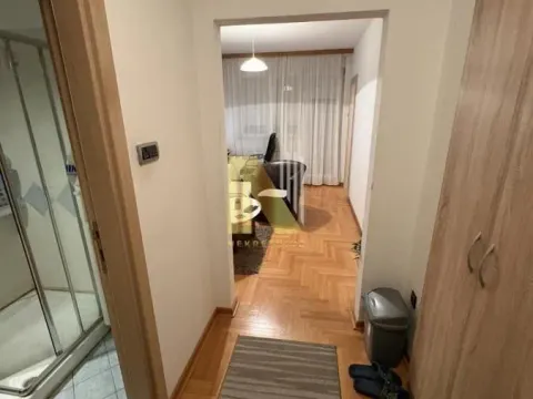 Prodaja, dvosoban stan, 36m², Adamovićevo Naselje, Novi Sad Sve Podlokacije - image 10