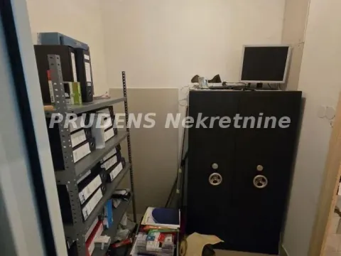 Prodaja, poslovni prostor, 34m², Novi Beograd Blok 10, Novi Beograd Sve Podlokacije - image 8