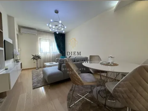 Izdavanje, dvosoban stan, 68m², City Kvart, Podgorica - image 10