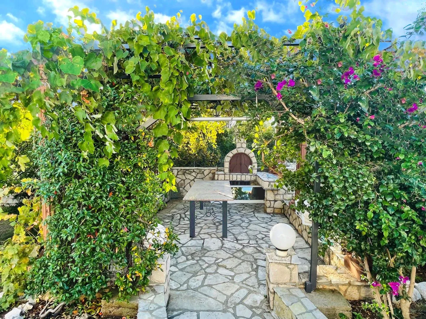 Sale, house, 202m², Utjeha, Bar