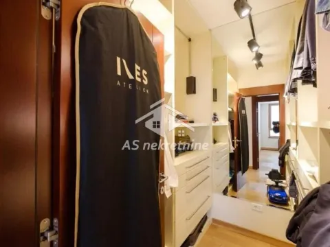 Izdavanje, četvorosoban stan, 150m², Novi Beograd Sve Podlokacije, Beograd - image 26