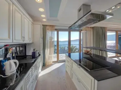 Prodaja, kuća, 470m², Bijela, Herceg Novi - image 4