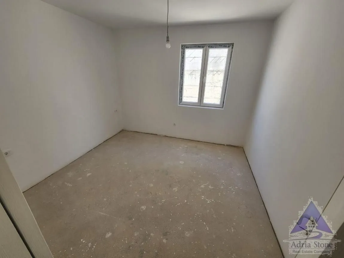 Sale, three bedroom apartment, 136m², Kalimanj, Tivat