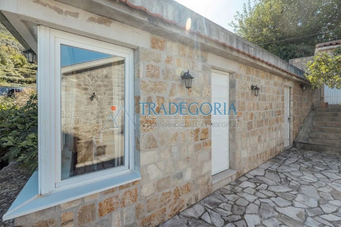 Prodaja, kuća, 176m², Krimovica, Kotor