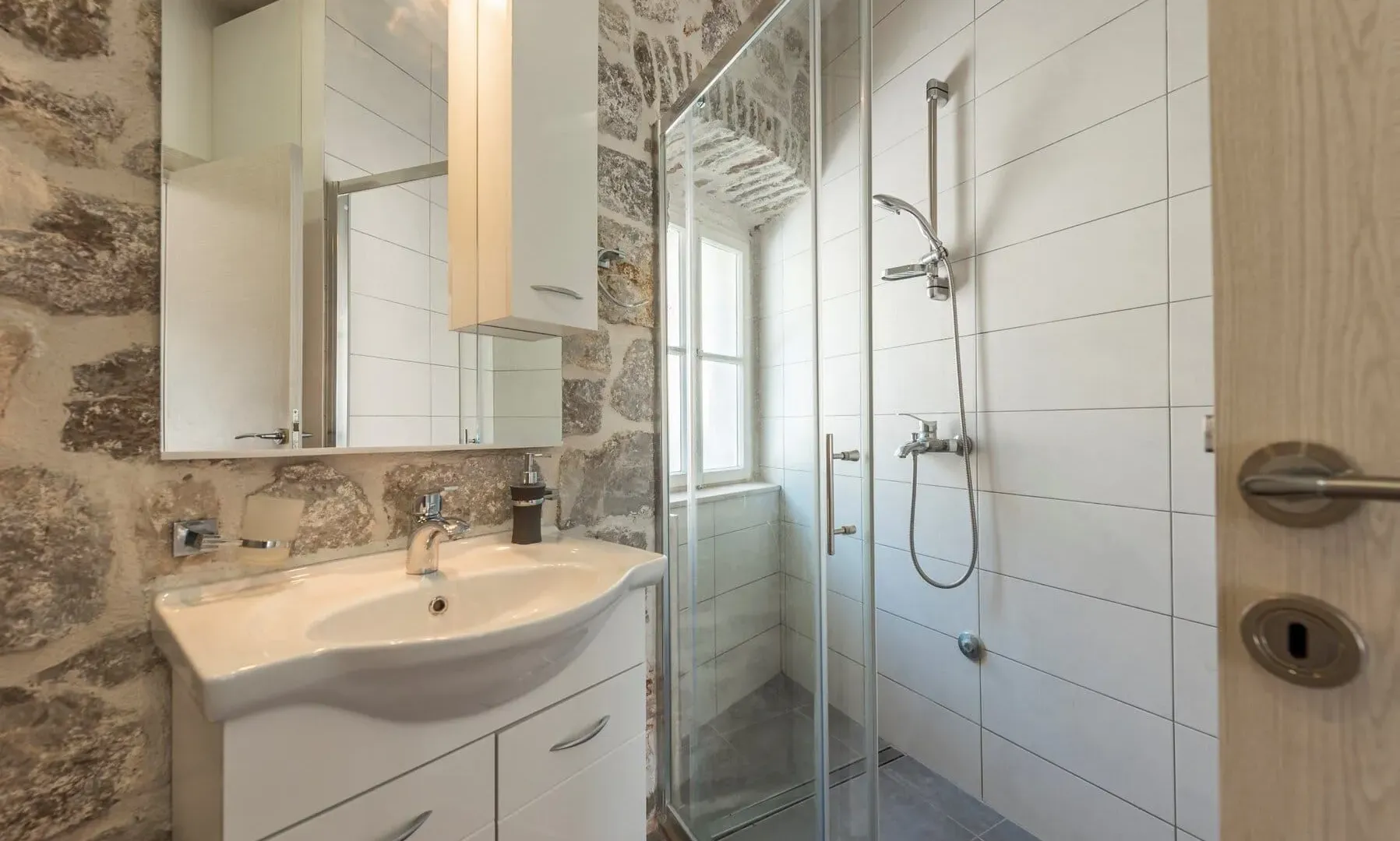 Sale, house, 290m², Perast, Kotor