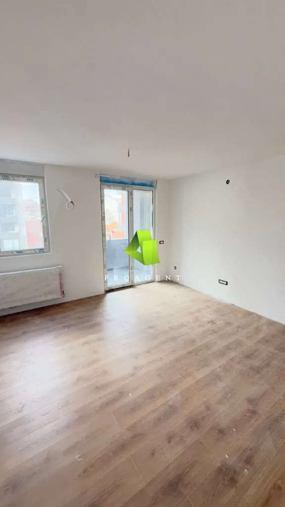 Prodaja, trosoban stan, 72m², Medijana, Niš