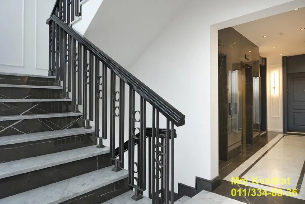 Sale, apartment, 193m², Južni Bulevar, Vračar Sve Podlokacije