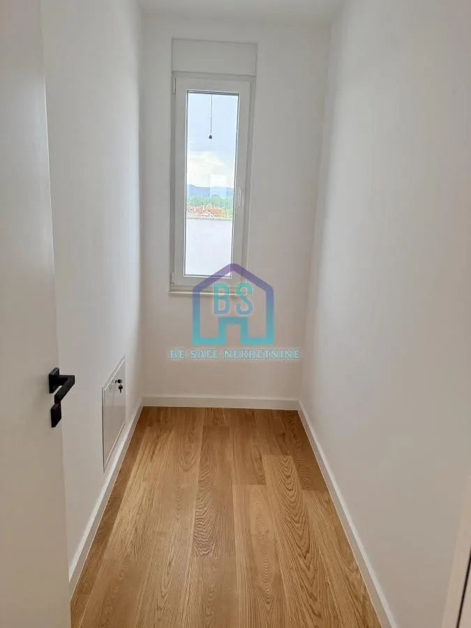 Prodaja, stan, 179m², Telep, Novi Sad Sve Podlokacije