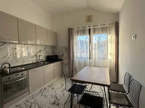 Prodaja, četvorosoban stan, 87m², Budva, Crna Gora - image 6