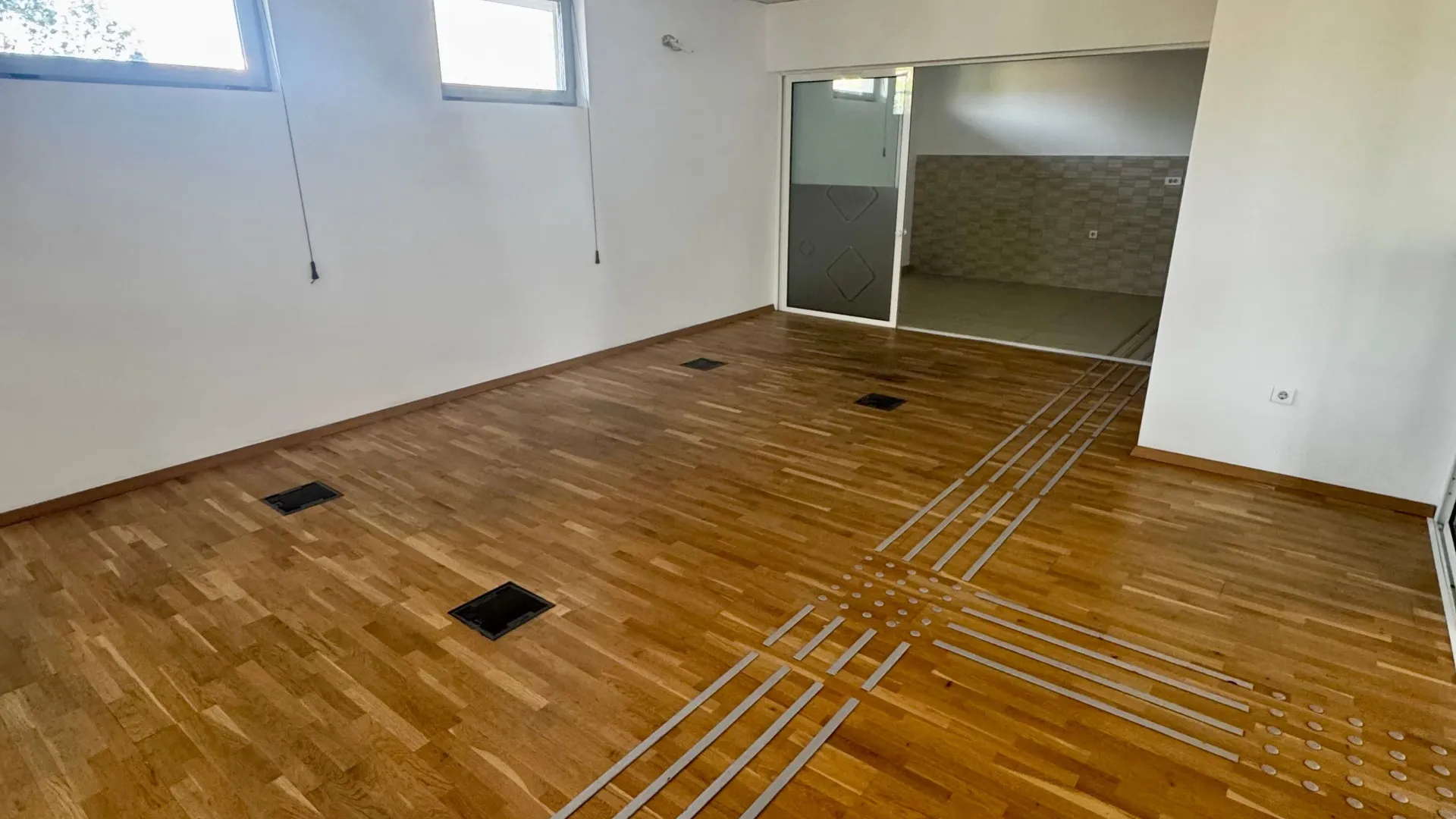 Rent, office space, 180m², Stara Varoš, Podgorica
