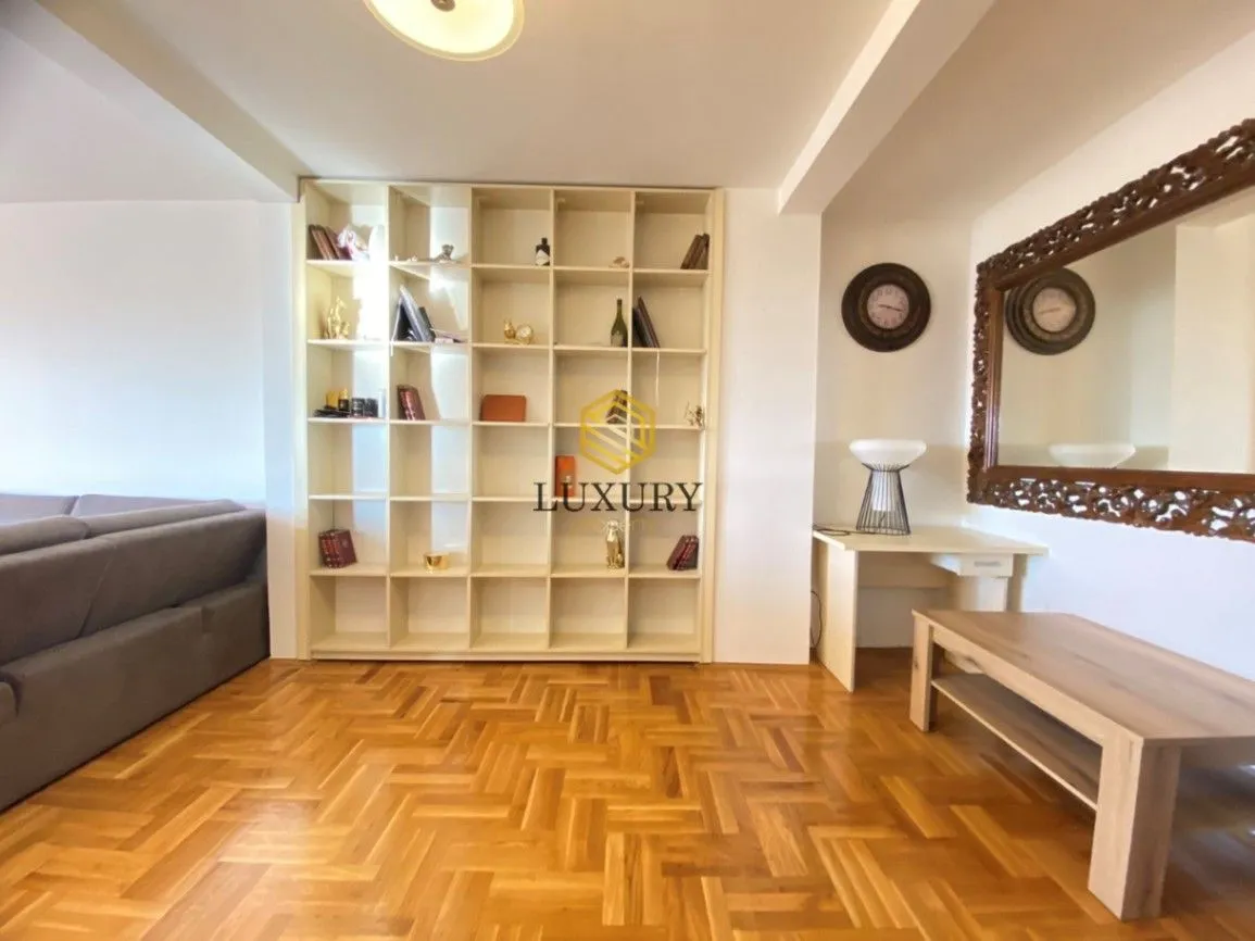 Prodaja, dvosoban stan, 86m², Centar, Podgorica
