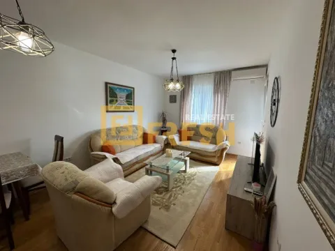 Izdavanje, dvosoban stan, 65m², Stari Aerodrom, Podgorica - image 3