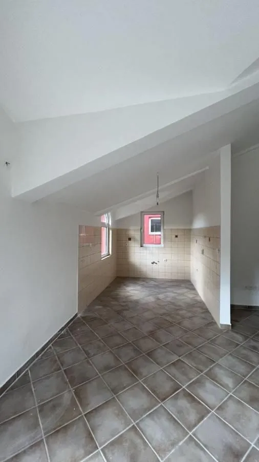 Prodaja, kuća, 79m², Glavati, Kotor