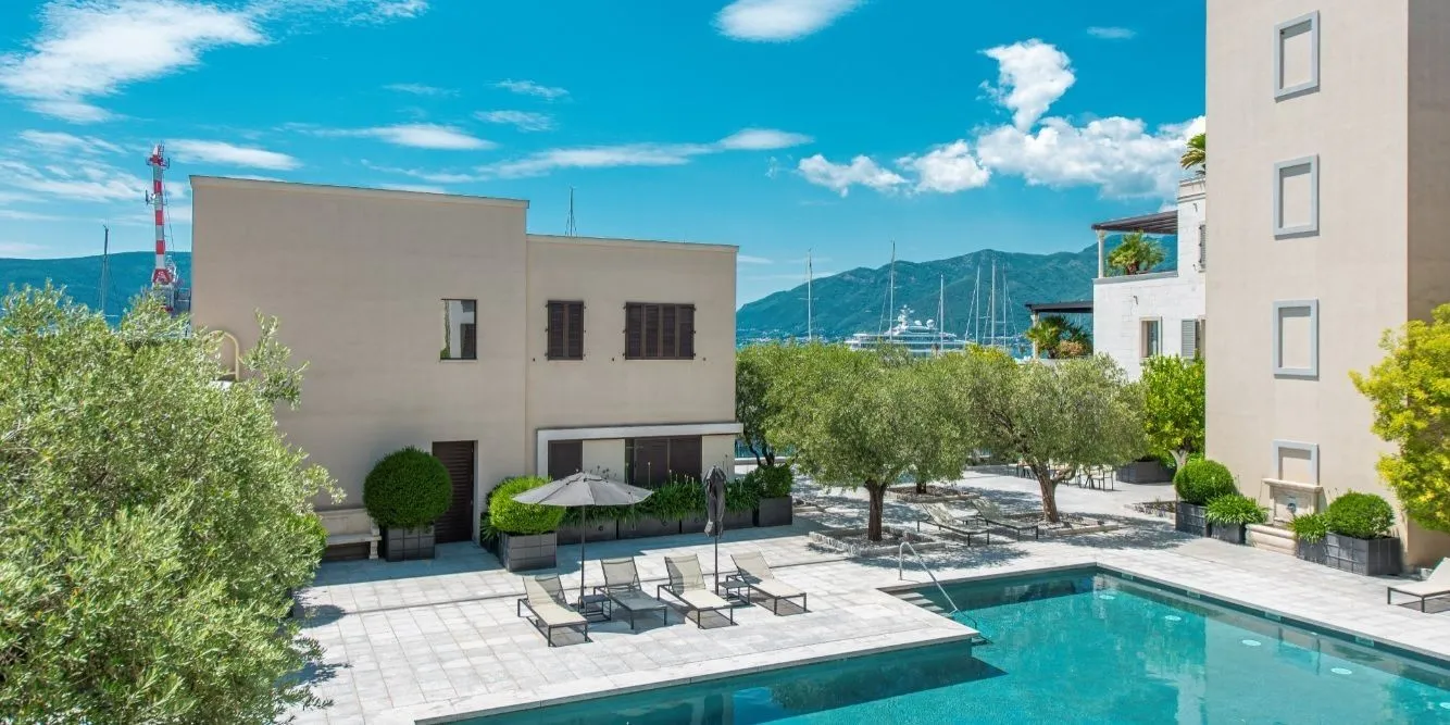 Sale, two bedroom apartment, 148m², Tivat, Crna Gora