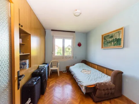 Prodaja, kuća, 320m², Zlatica, Podgorica - image 14