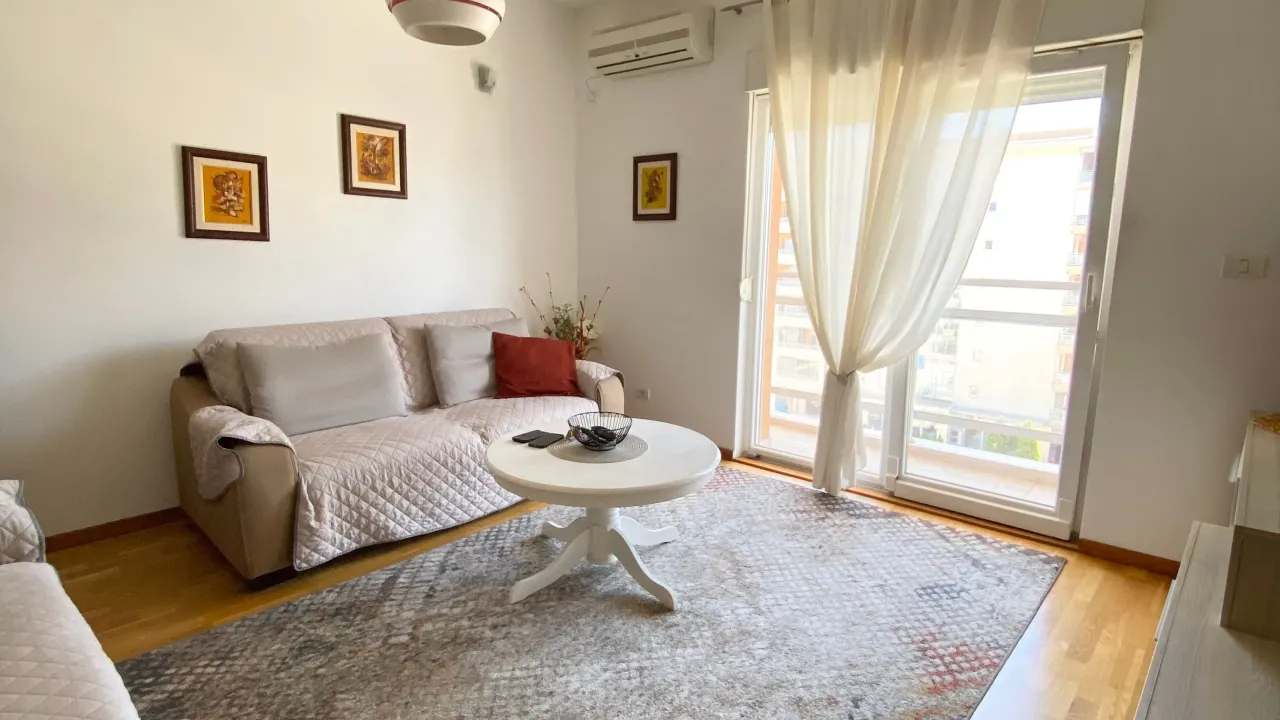 Rent, one bedroom apartment, 50m², City Kvart, Podgorica
