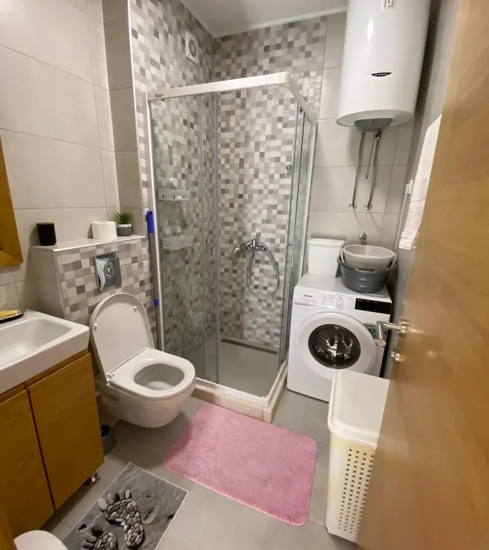 Rent, one bedroom apartment, 55m², Kalimanj, Tivat