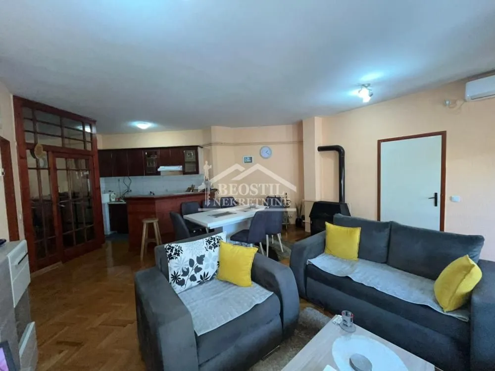 Prodaja, stan, 134m², Centar, Smederevo