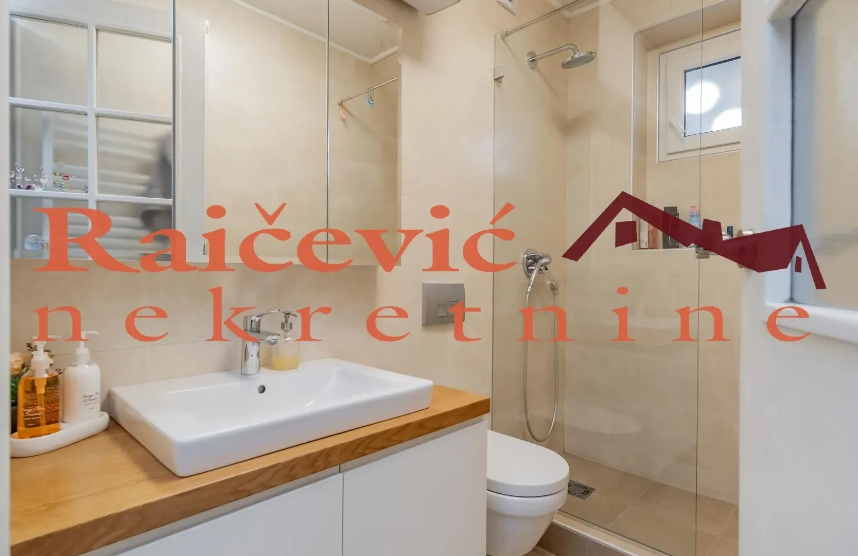 Prodaja, dvosoban stan, 73m², Kalenić Pijaca, Vračar Sve Podlokacije
