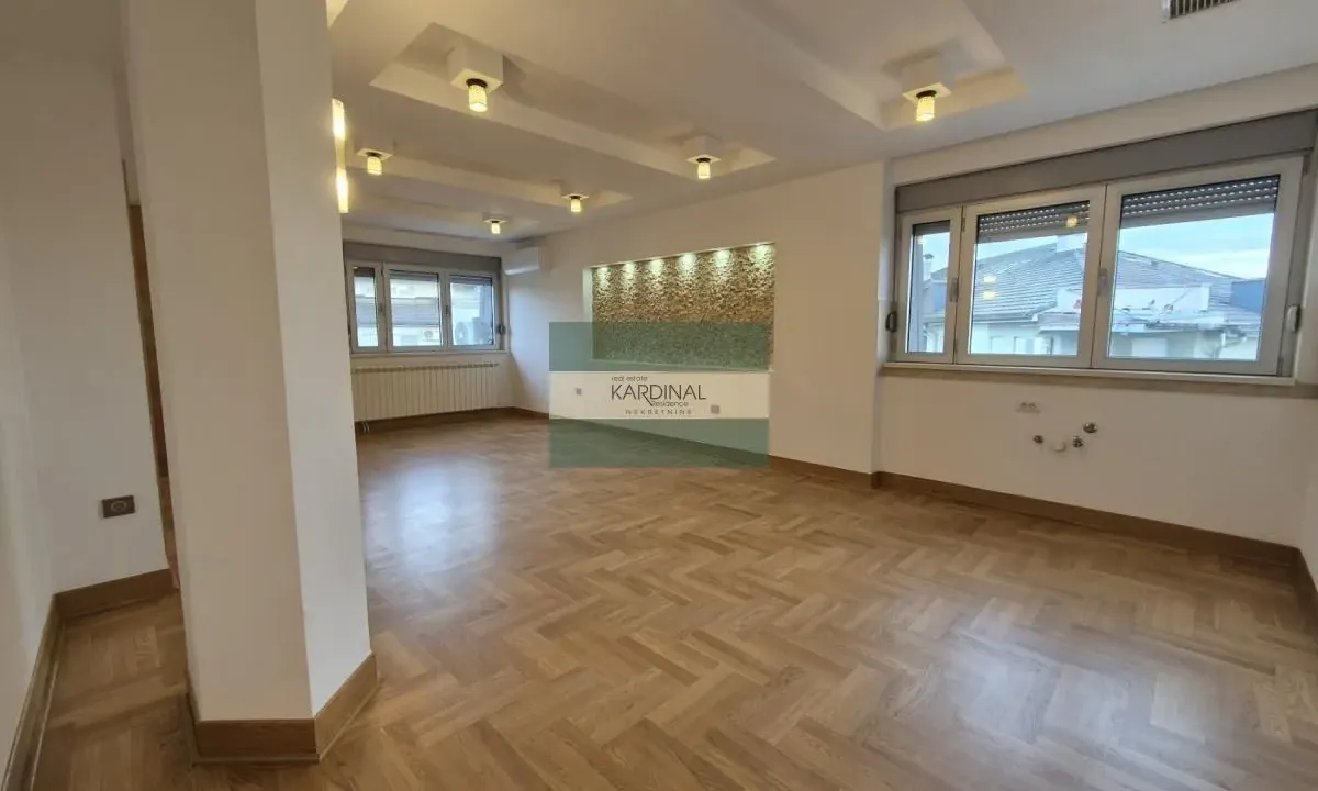 Prodaja, stan, 77m², Vašarište, Jagodina