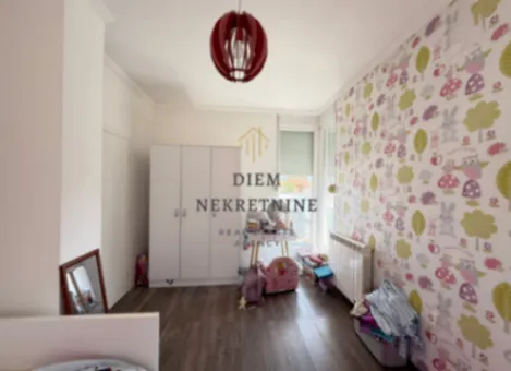 Prodaja, kuća, 180m², Gornja Gorica, Podgorica - image 4