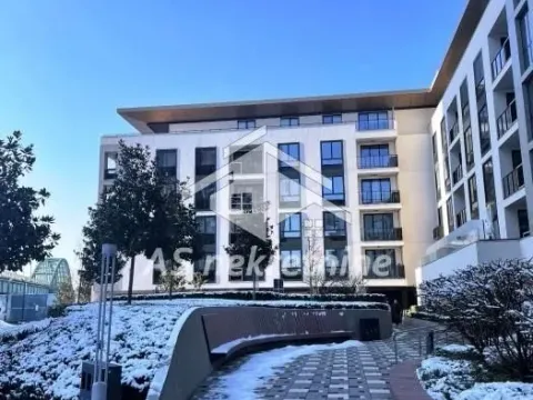 Izdavanje, trosoban stan, 90m², Savski Venac, Beograd - image 18