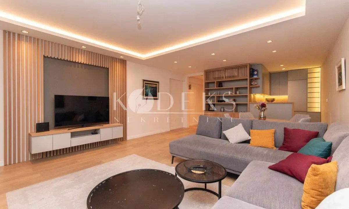 Rent, two bedroom apartment, 120m², Centar, Podgorica