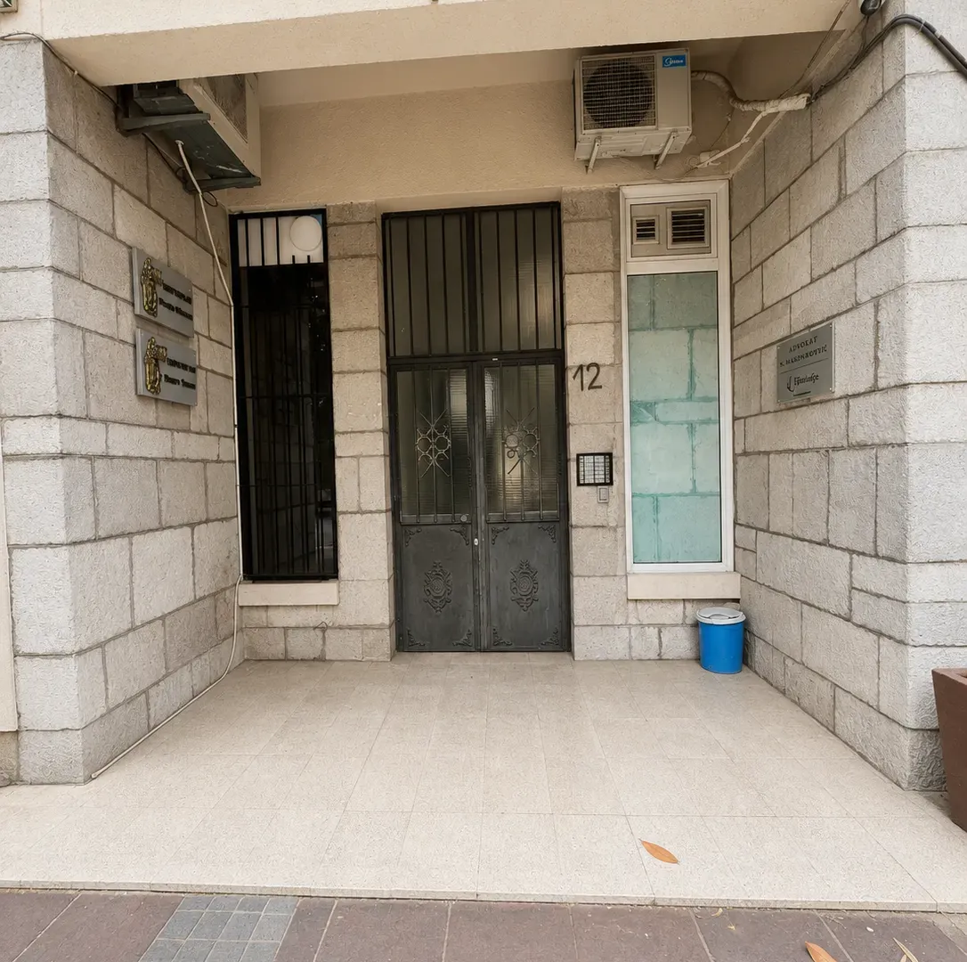 Prodaja, trosoban stan, 70m², Centar, Podgorica