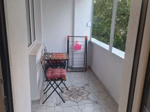 Izdavanje, jednosoban stan, 38m², Centar, Podgorica - image 5