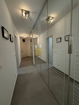 Rent, two bedroom apartment, 80m², Pržno, Budva - image 9
