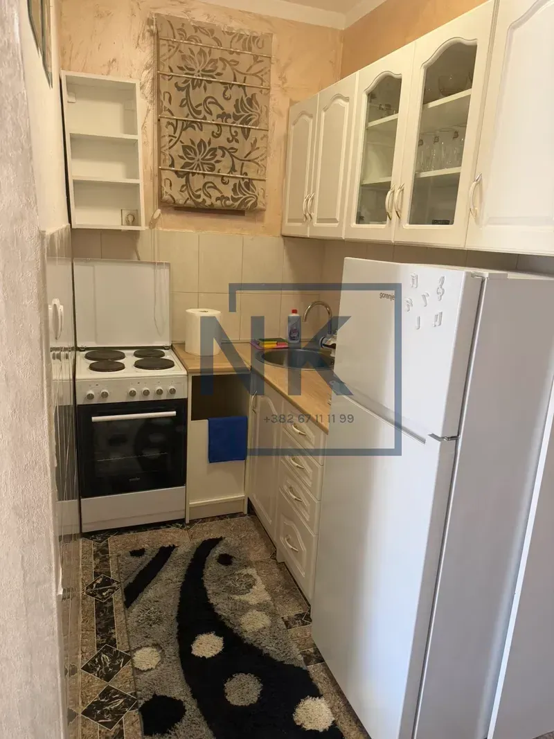 Rent, studio apartment, 30m², Stari Aerodrom, Podgorica