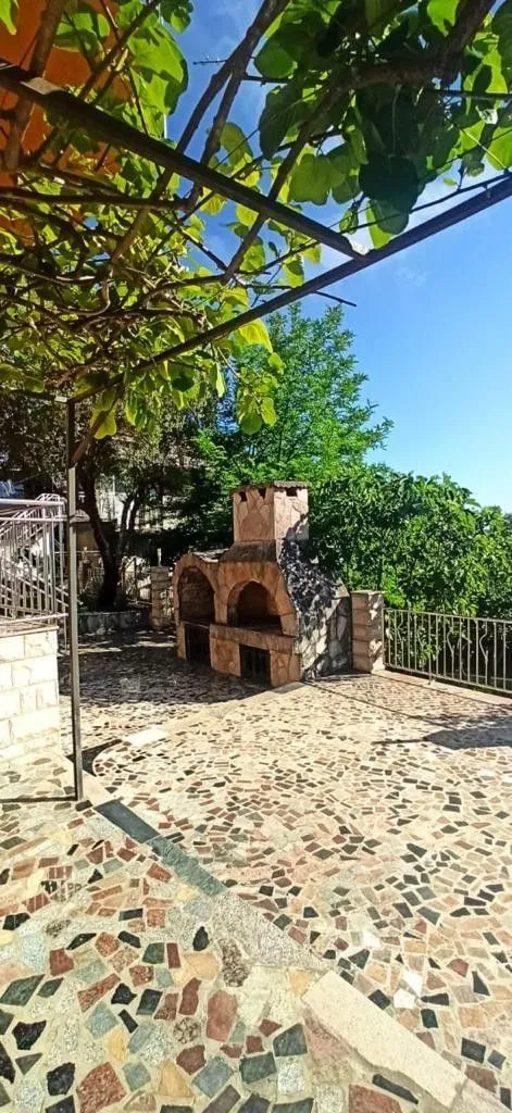 Prodaja, kuća, 194m², Tripovići, Tivat