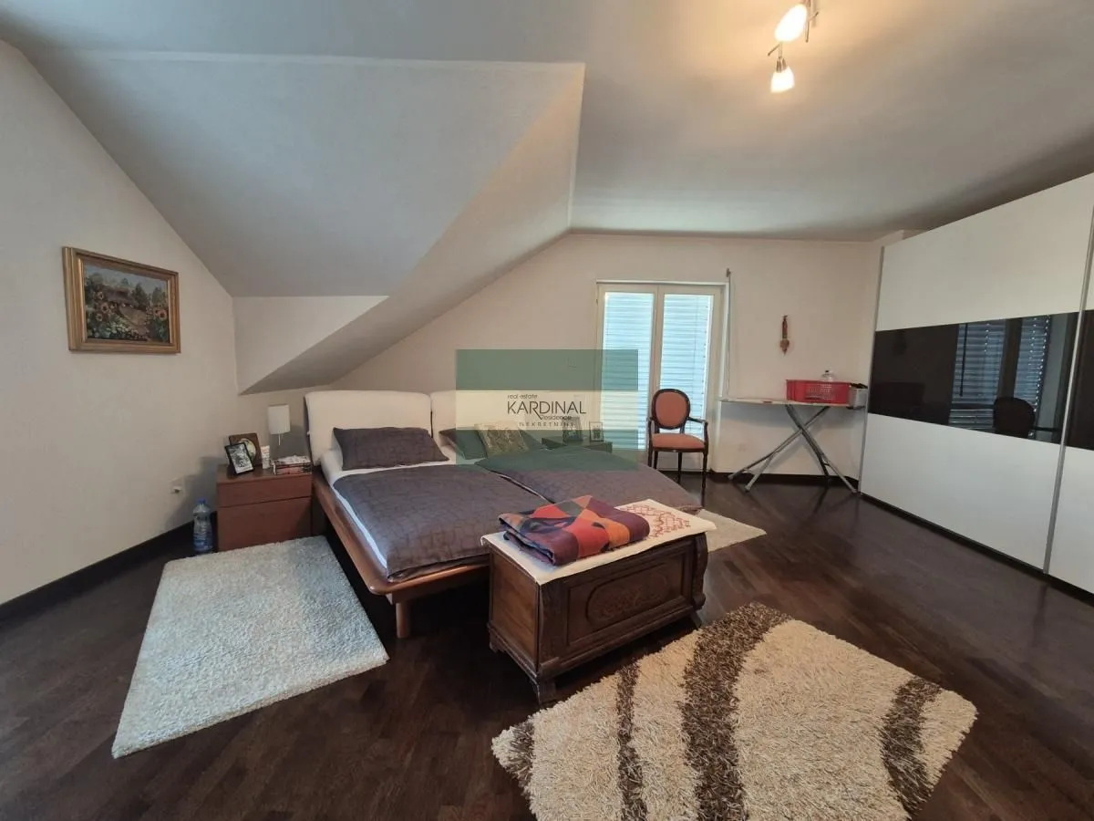 Prodaja, kuća, 528m², Budžino brdo, Jagodina