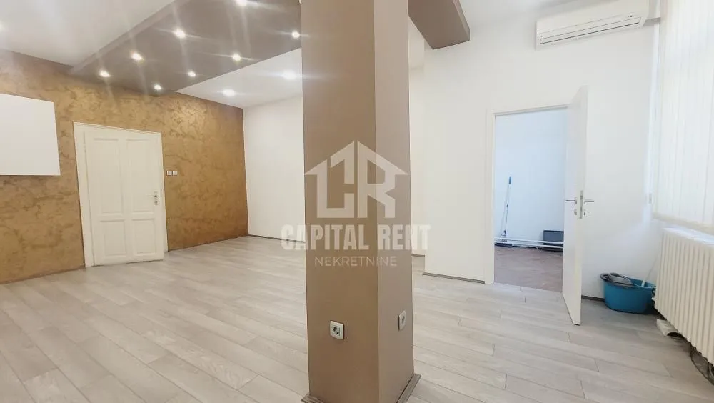 Izdavanje, poslovni prostor, 36m², Savski Venac, Beograd