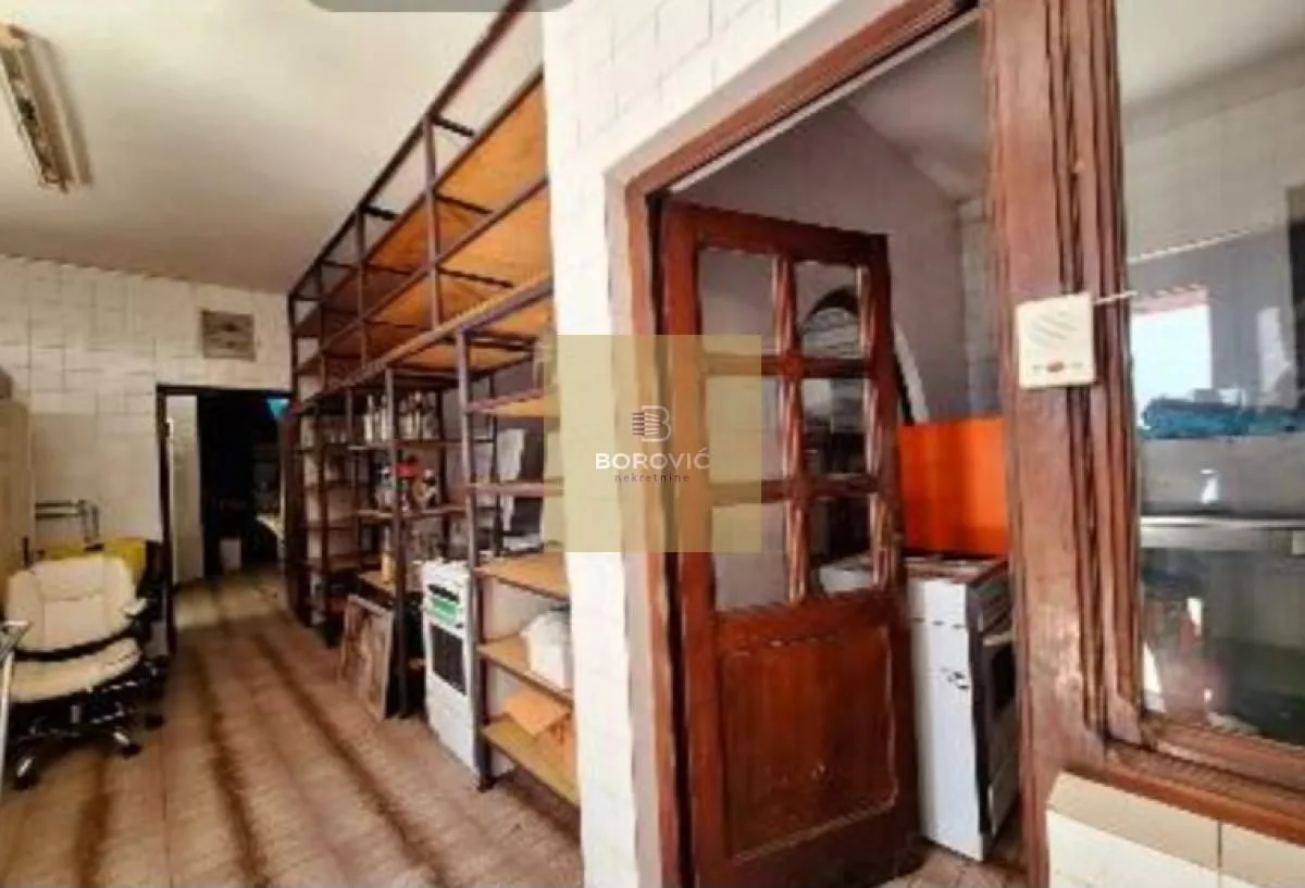 Prodaja, ugostiteljski objekat, 244m², Zemun Kalvarija, Zemun Sve Podlokacije