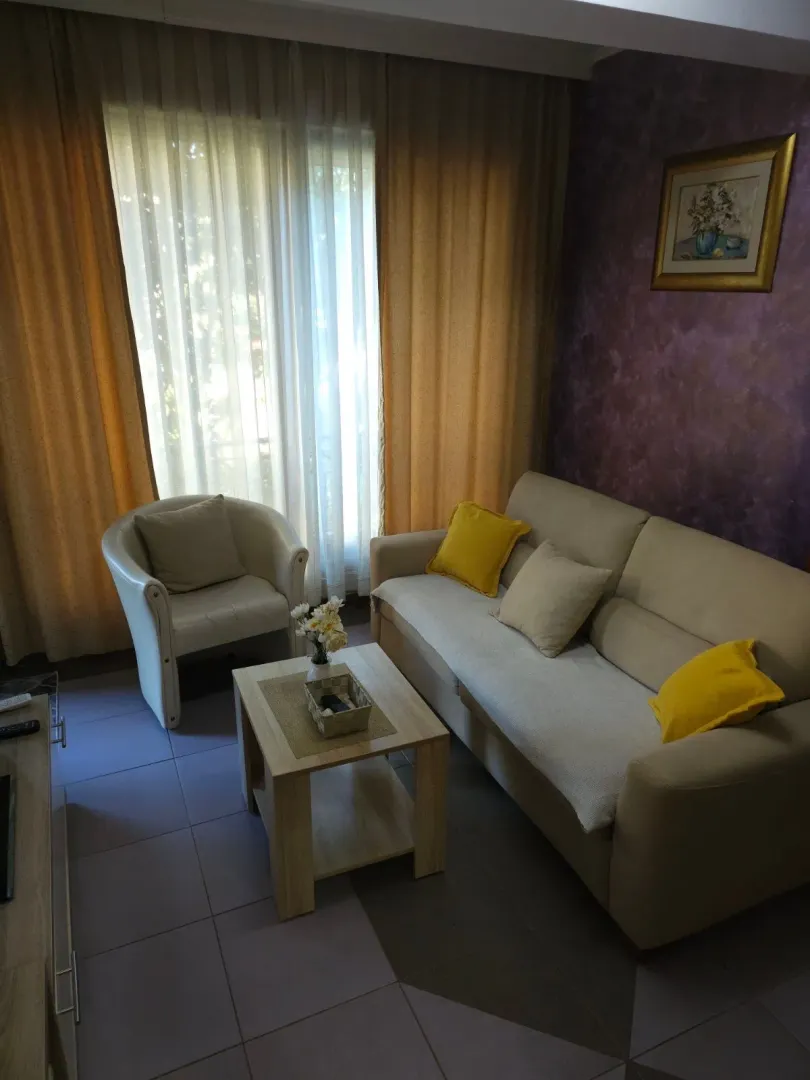 Rent, one bedroom apartment, 40m², Centar, Budva