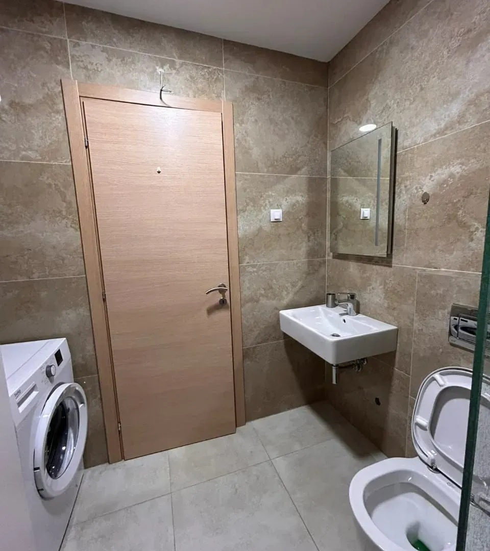 Prodaja, dvosoban stan, 73m², Bečići, Budva
