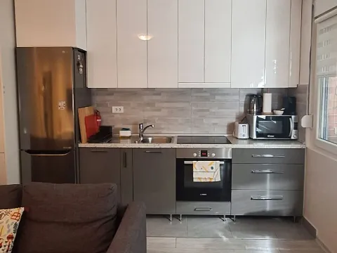 Izdavanje, dvosoban stan, 41m², Vračar Sve Podlokacije, Beograd - image 3