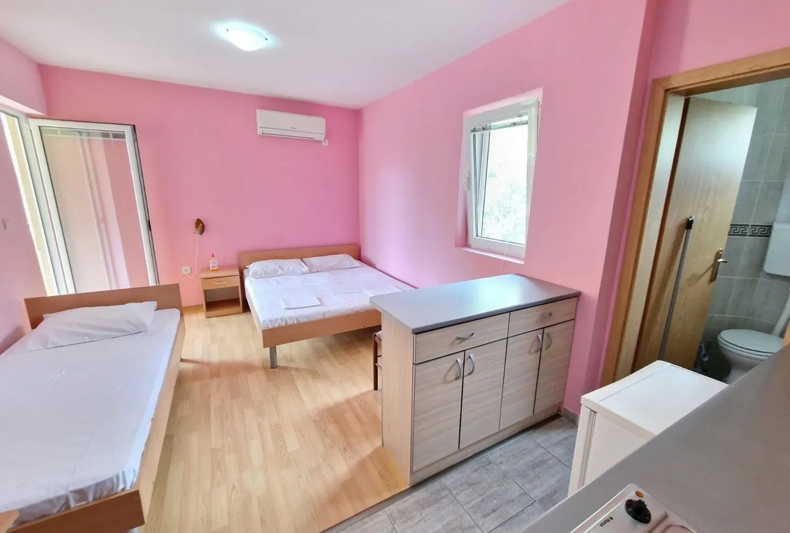 Sale, house, 500m², Buljarica, Budva